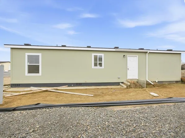 2681 E Edison Ave #30, Sunnyside, WA 98944