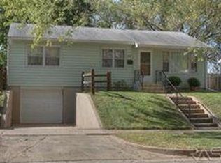 819 N Walts Ave, Sioux Falls, SD 57104