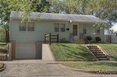819 N Walts Ave, Sioux Falls, SD, 57104