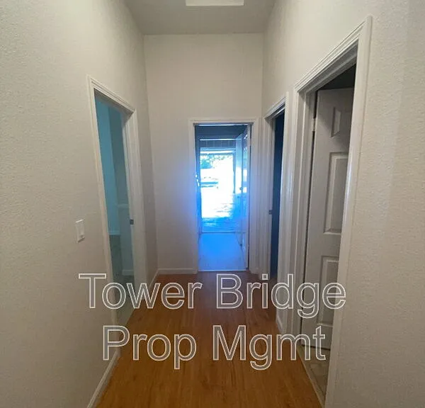 1515 Knight Ct — Photo 13