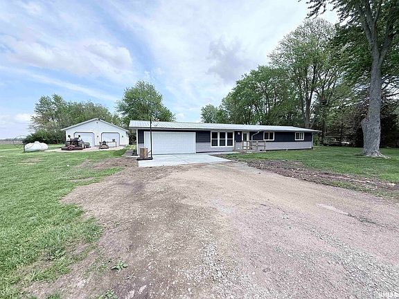 2nd image of 1310 Carver Rd
