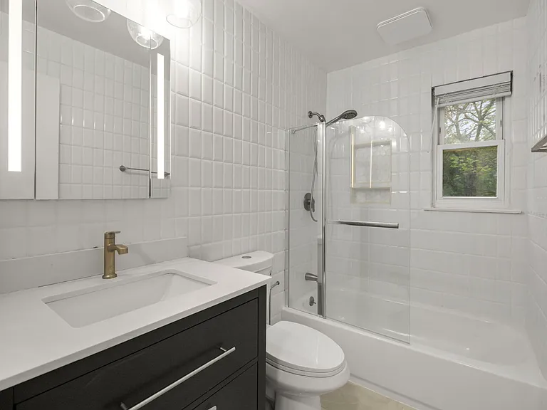 32 Beechwood Rd — Photo 9