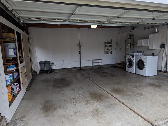 Spacious 2 car garage