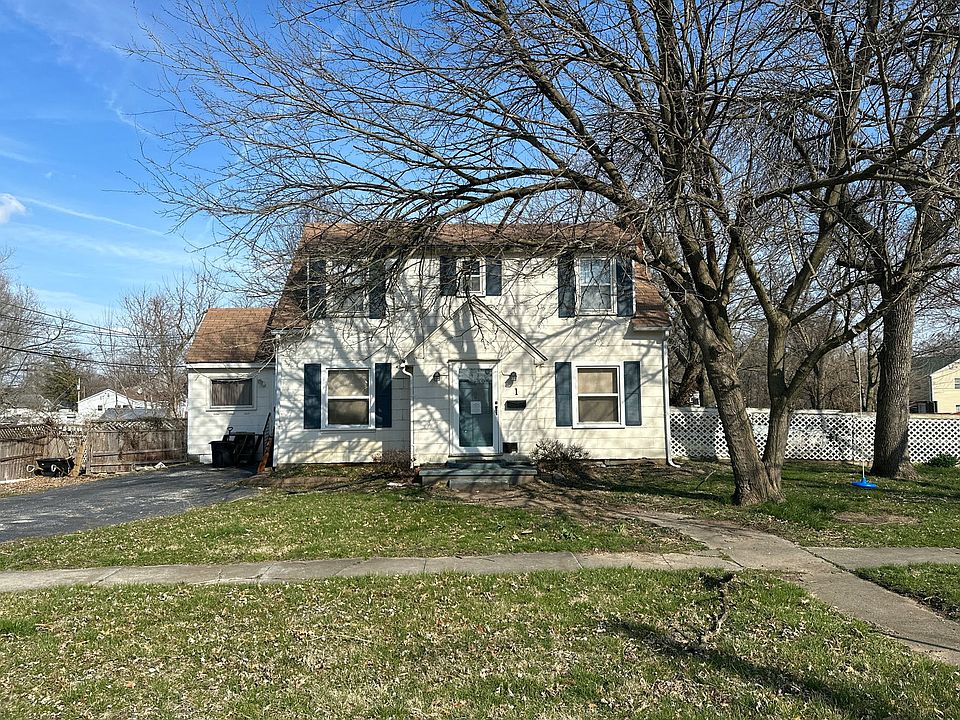 1st image of 1 Monroe Pl