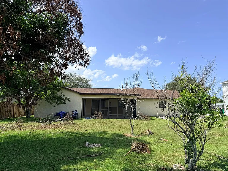 508 NE Azalea Ave — Photo 11
