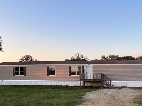 133 Country Oaks St