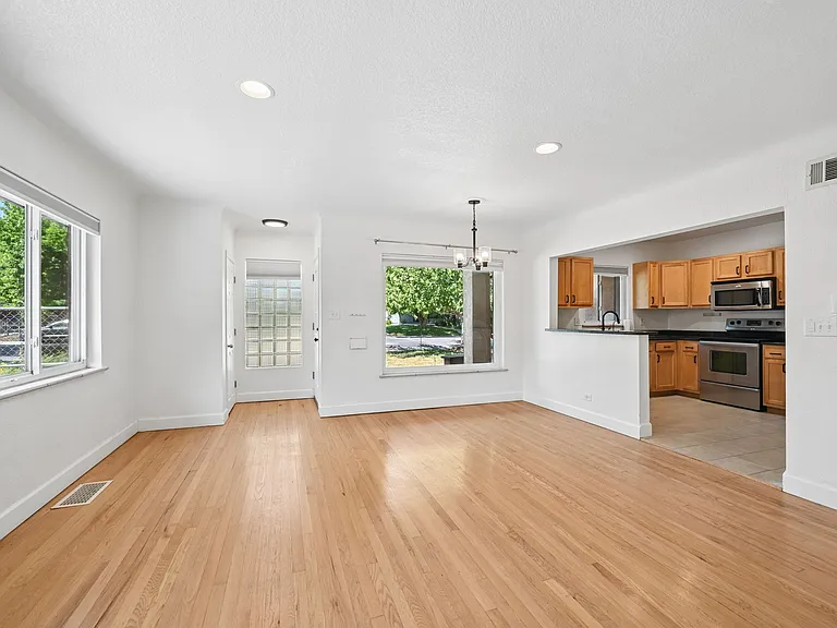 840 N Krameria St — Photo 61