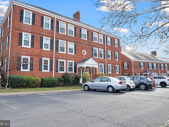 2nd image of 4710 30th St S APT A1