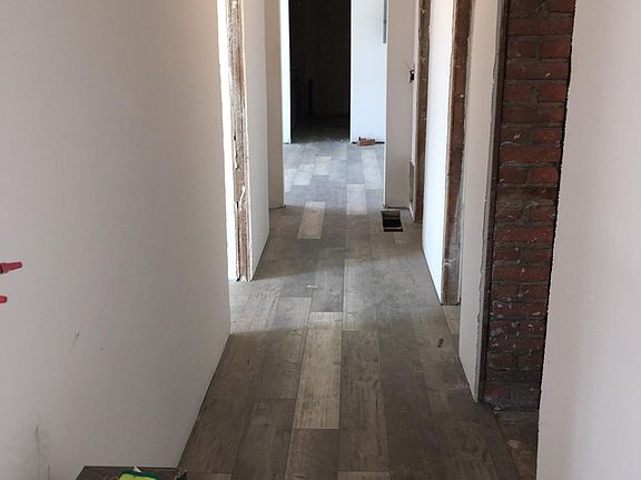 3rd image of 11915 Ashbury Ave APT 1