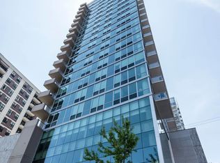 471 W Huron St #527, Chicago, IL 60654