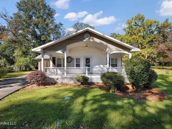 614 Ball Ave, Tylertown, MS 39667