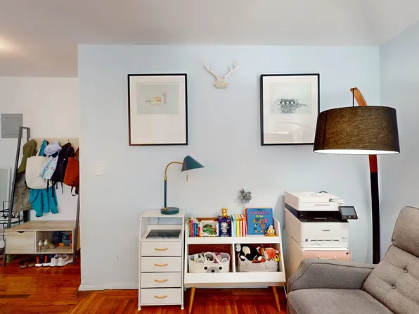 43-10 48th Avenue image 14 of 38