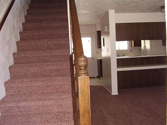 3rd image of 752 N Fanning Ave