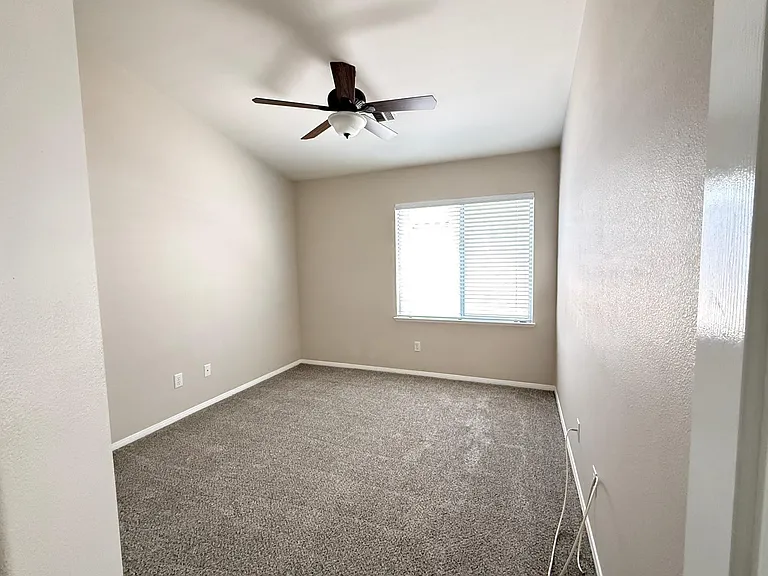 2012 Cedarcrest Ct — Photo 15