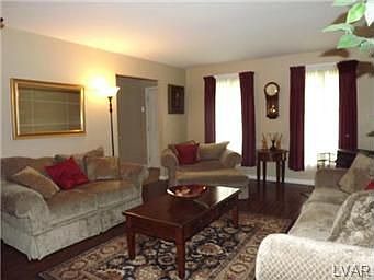 2nd image of 1339 Barrington Dr