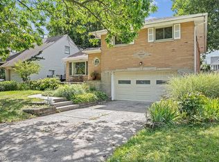 9717 Lake Ave, Cleveland, OH 44102
