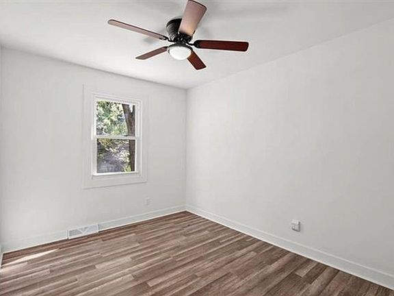 4th image of 8141 NE San Rafael Dr