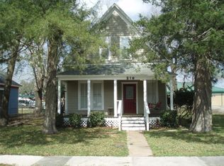 310 W Sidnor St, Alvin, TX 77511