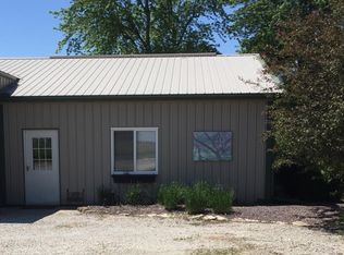 1710 River Dr, Decatur, IL 62522