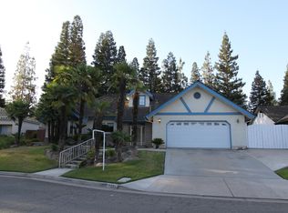 233 W Brier Cir, Fresno, CA 93711