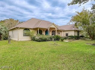 146 Commercial Ave E, East Palatka, FL 32131