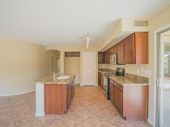 3rd image of 15387 W Post Cir