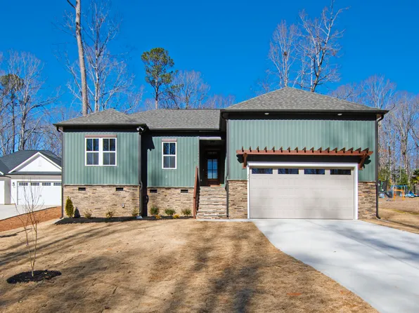 240 Sequoia Dr, Louisburg, NC 27549