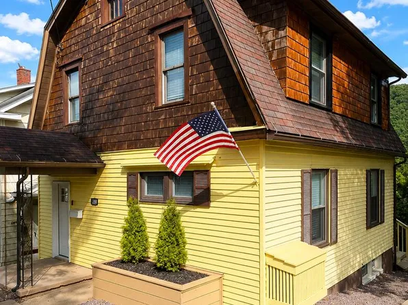 845 Fernwood Pl, Johnstown, PA 15905