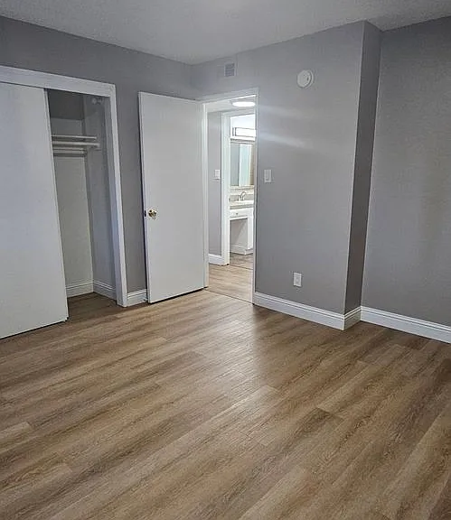 5901 S Land Park Dr — Photo 9