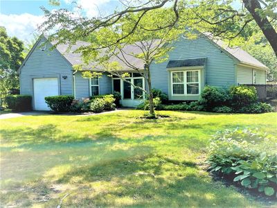42 Pine Road, Coram, NY, 11727