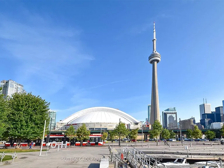 10 Yonge St #2113 — Photo 47