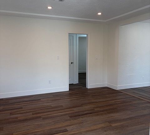 3rd image of 4131 W 107th St #4131