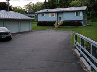 118 Cedar St, Fountain City, WI 54629