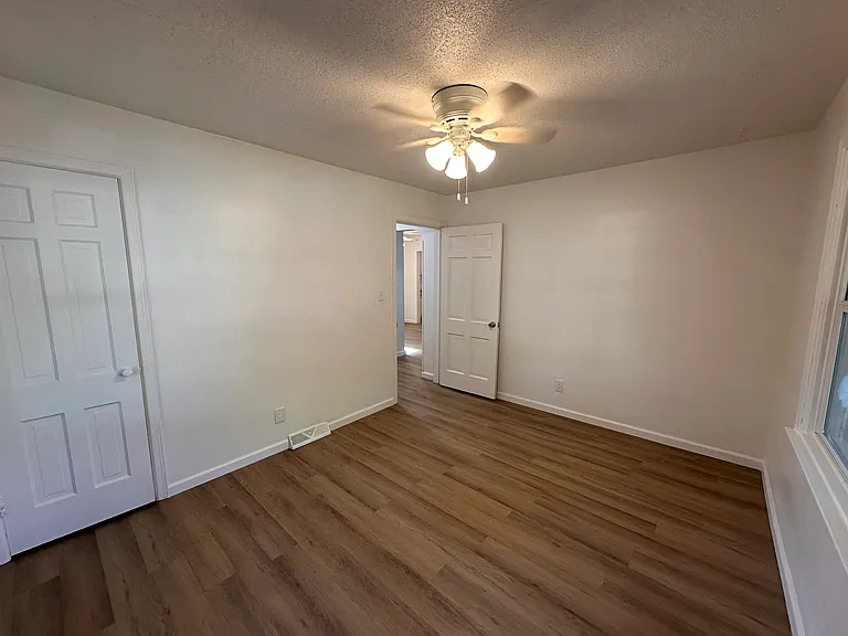 847 N Terrace Dr — Photo 5