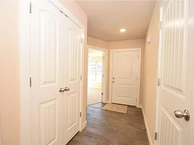513 Vee St — Photo 14