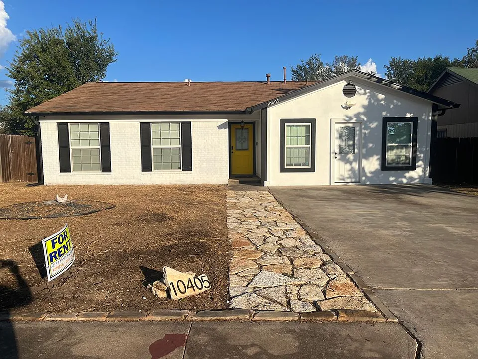 10405 Georgian Dr