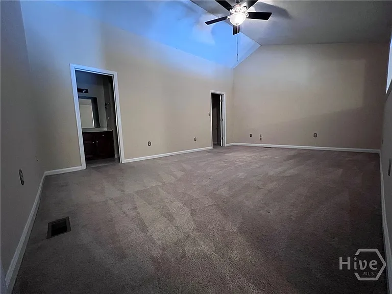 2505 W Broad St #422 — Photo 15