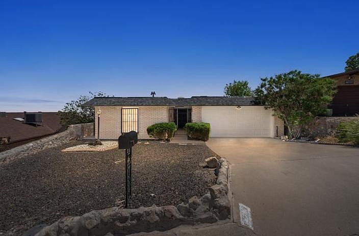 1st image of 3232 Stone Edge Dr