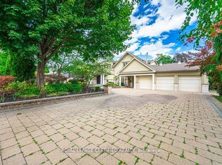 2197 Courrier Ln, Mississauga, ON L5C1V1