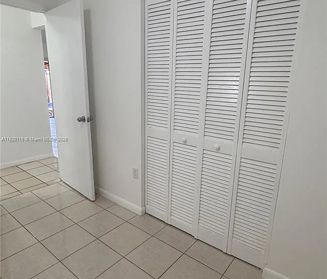 20450 NW 29th Pl — Photo 4