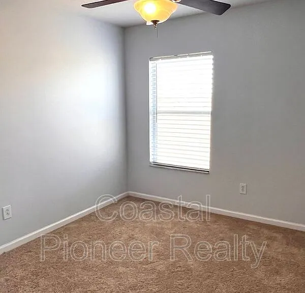11404 Misty Isle Ln — Photo 19