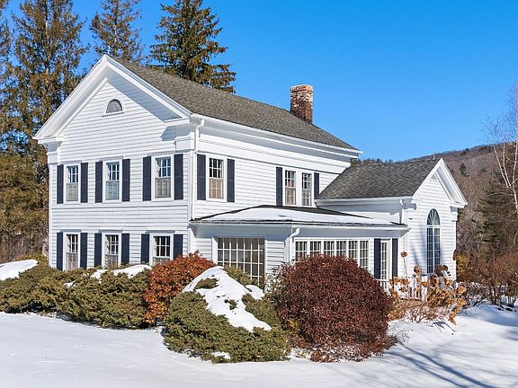 2nd image of 851 Lenox Rd