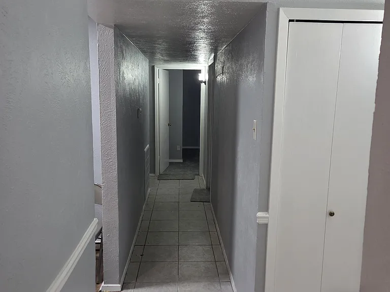 605 Hillcrest St — Photo 4