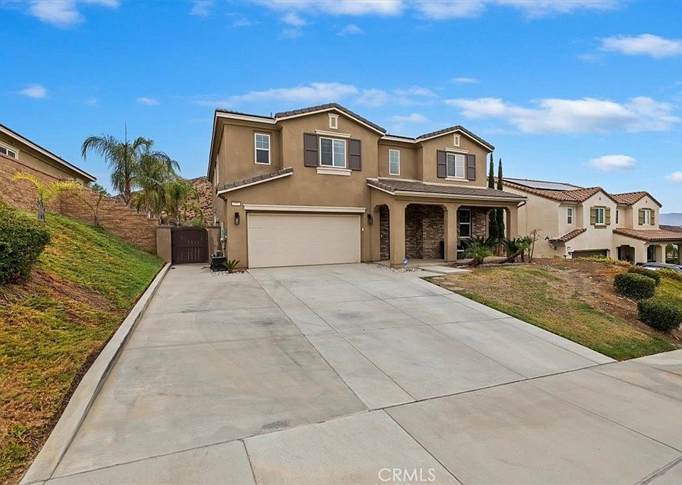 1st image of 35555 Desert Rose Way
