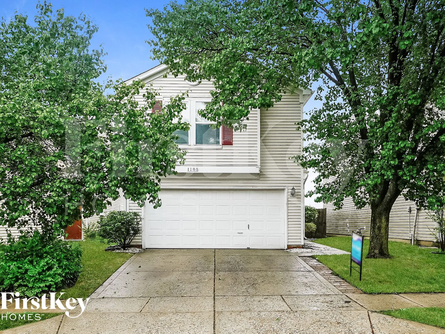 3 bed, 2.5 bath, 1741 sqft, $1,975 — Photo 1