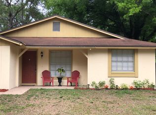 16011 Sharewood Dr, Tampa, FL 33618
