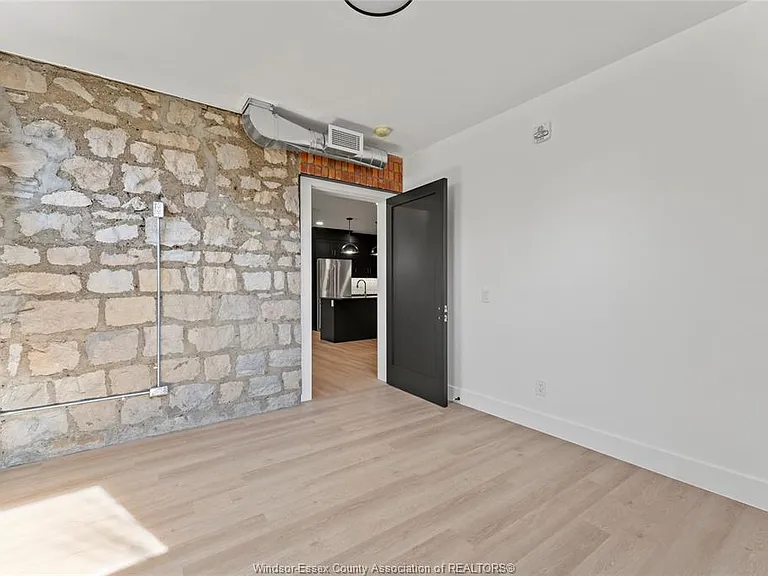 247 Brock St #102 — Photo 22