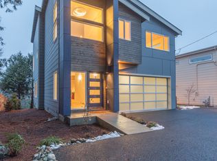 1911 SW Webster St, Seattle, WA 98106