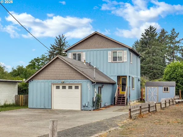 221 N Main Ave, Warrenton, OR 97146
