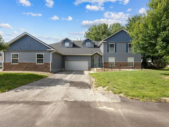 4725 Westchester Dr NE Unit C, Cedar Rapids, IA 52402